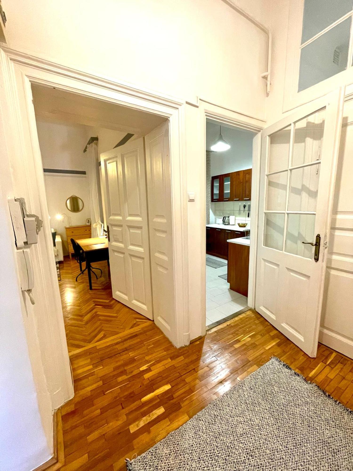 Fanni'S Cosy Home Express Apartment In The City Centre Budapeste Exterior foto