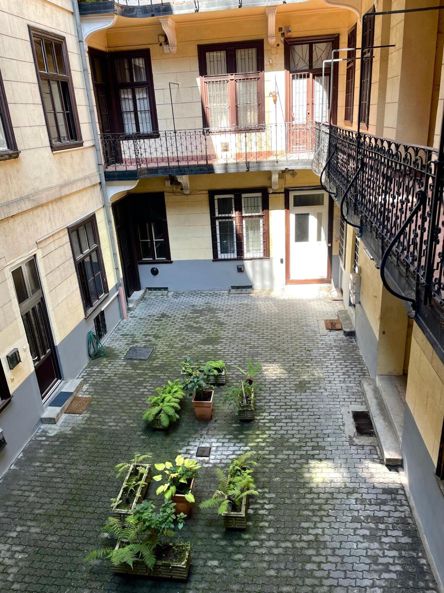 Fanni'S Cosy Home Express Apartment In The City Centre Budapeste Exterior foto
