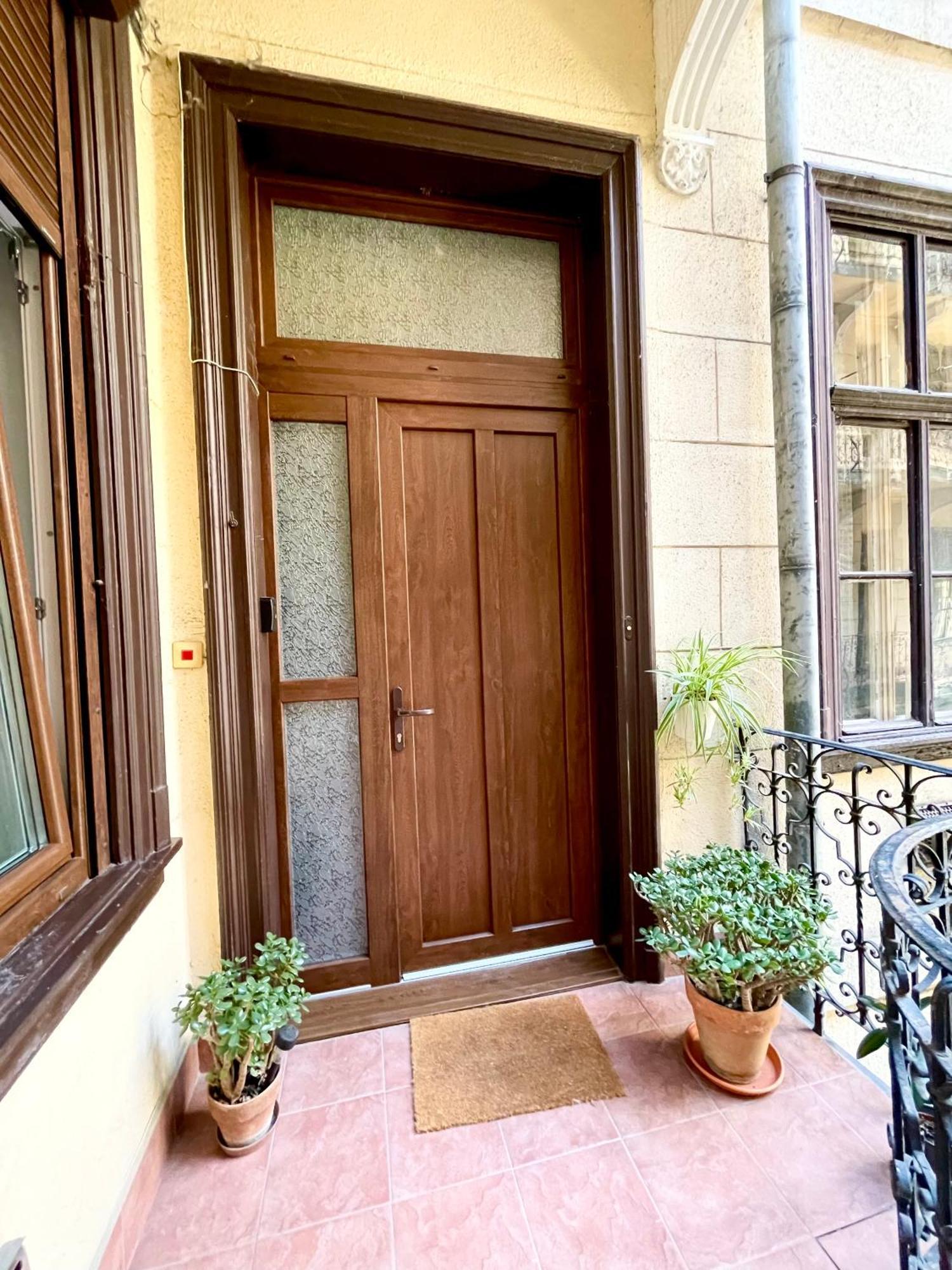 Fanni'S Cosy Home Express Apartment In The City Centre Budapeste Exterior foto