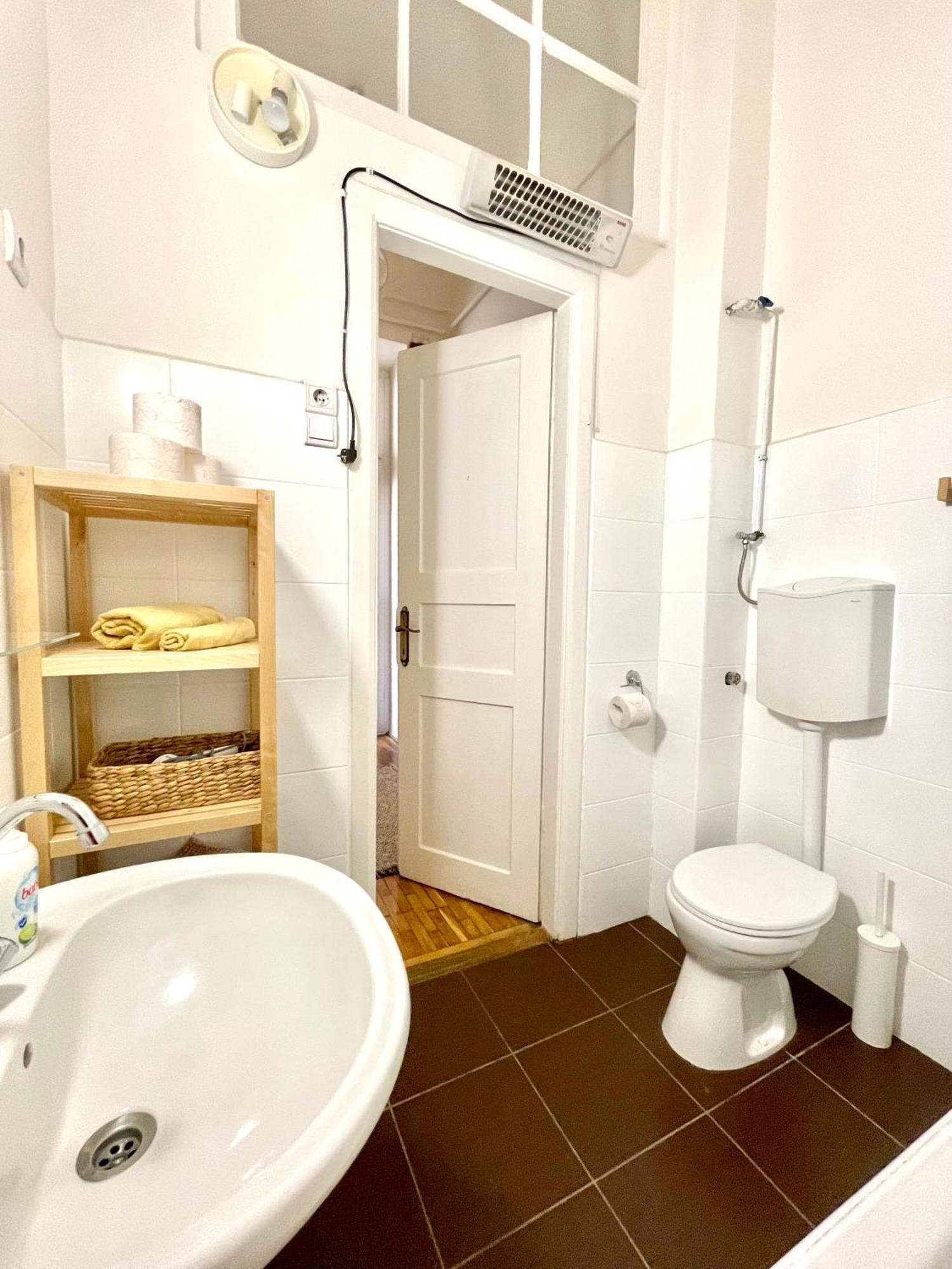 Fanni'S Cosy Home Express Apartment In The City Centre Budapeste Exterior foto